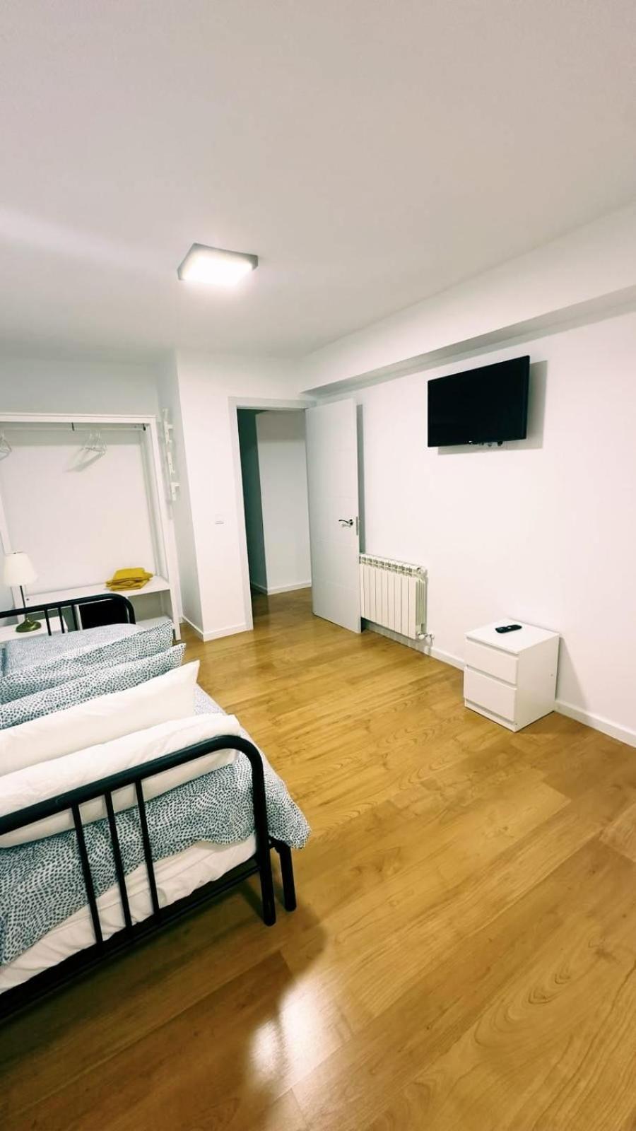 Apartamento De Lucerito Appartement Jaca Buitenkant foto